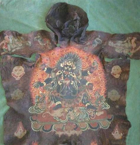 1992猴五行 西藏農奴制嬰兒人皮唐卡
